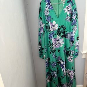 Green V-Neck Long Sleeve Sundress‎ for Cocktail Events